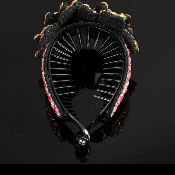 NEW MEDIUM PINK HAIR CLIP/CLAW - Picture 3 of 4
